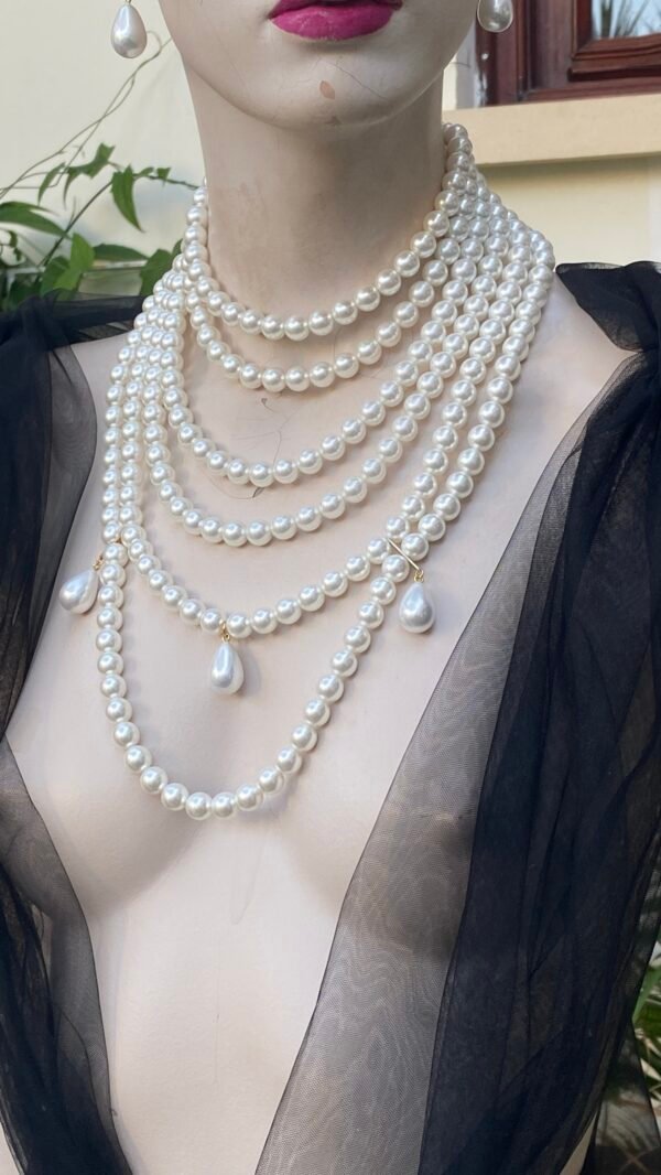 Six layer bridal pearl necklace with three large teardrop pearls statement bridal necklace - Image 5