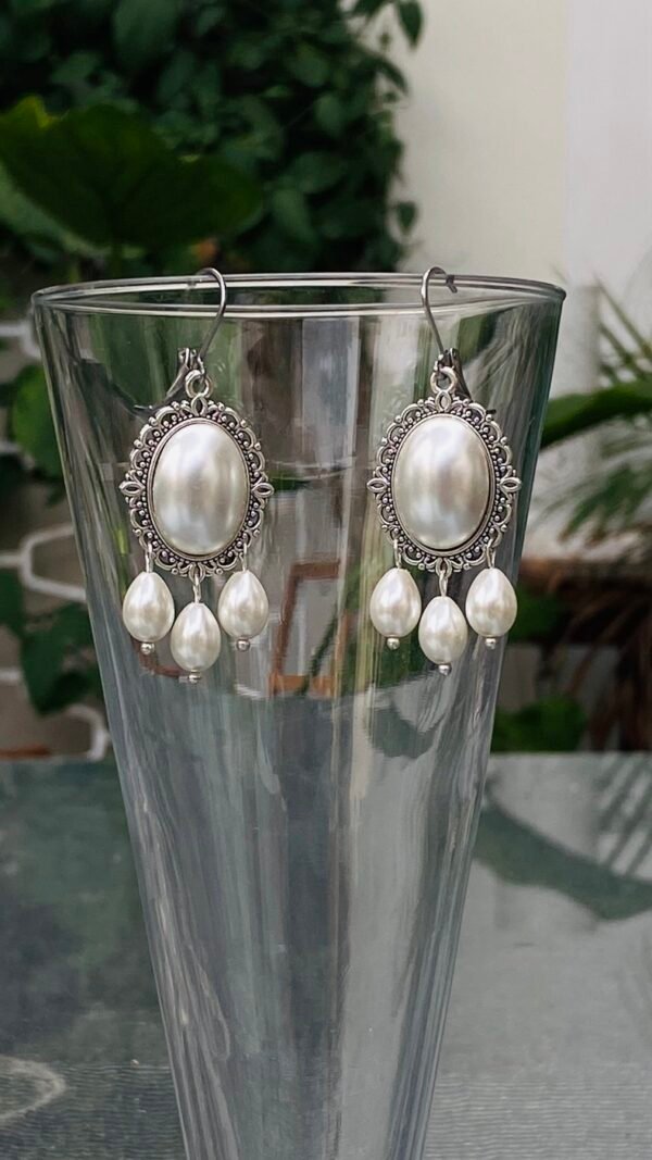 Victorian bridal pearl drop earrings pearl cabochon earrings